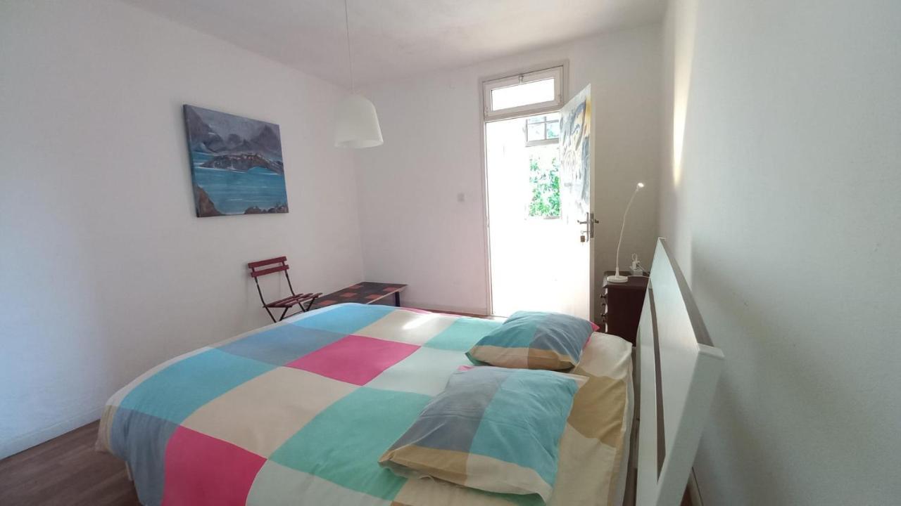 Family Adams House Hostel บรากา ภายนอก รูปภาพ